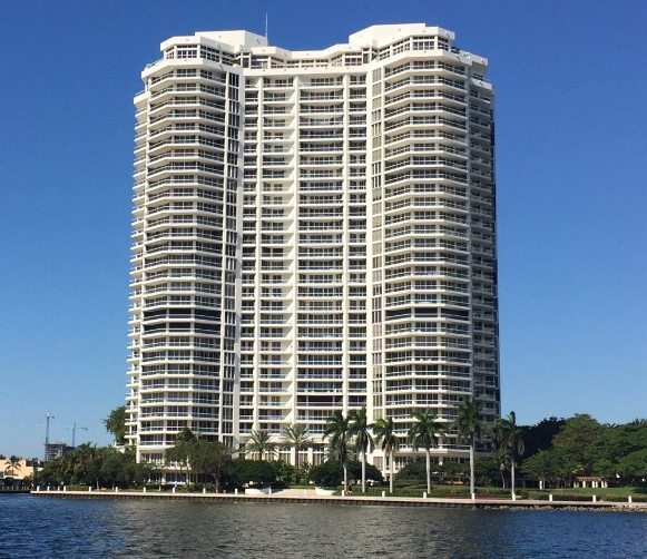 2600 Résidence du Cap exterior at Williams Island