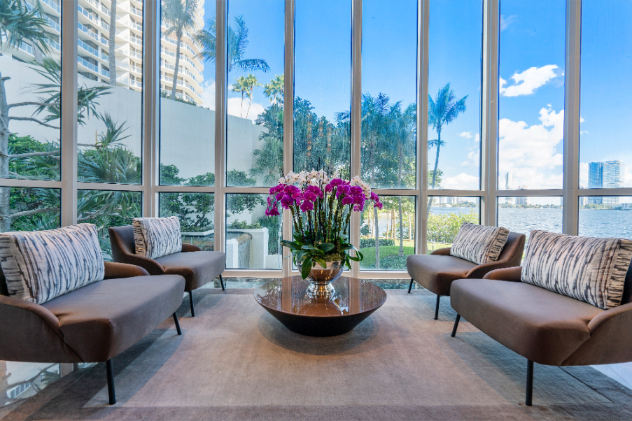 3000 Island Blvd lobby with chandelier