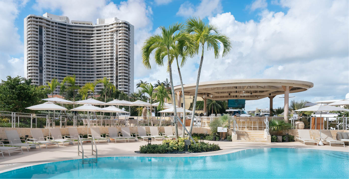 Williams Island Pool and cabanas